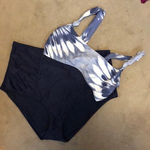 EUC Aerie Bikini size XL/XXL
